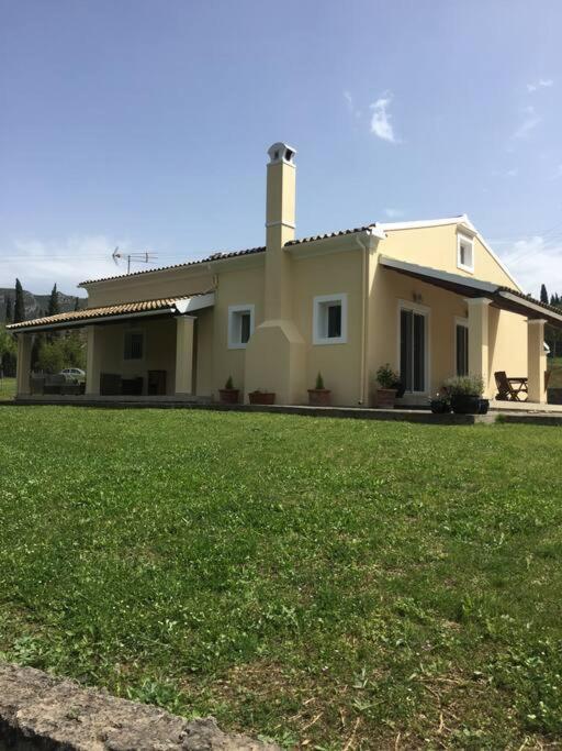 Villa Alexakis Doukades Exterior photo